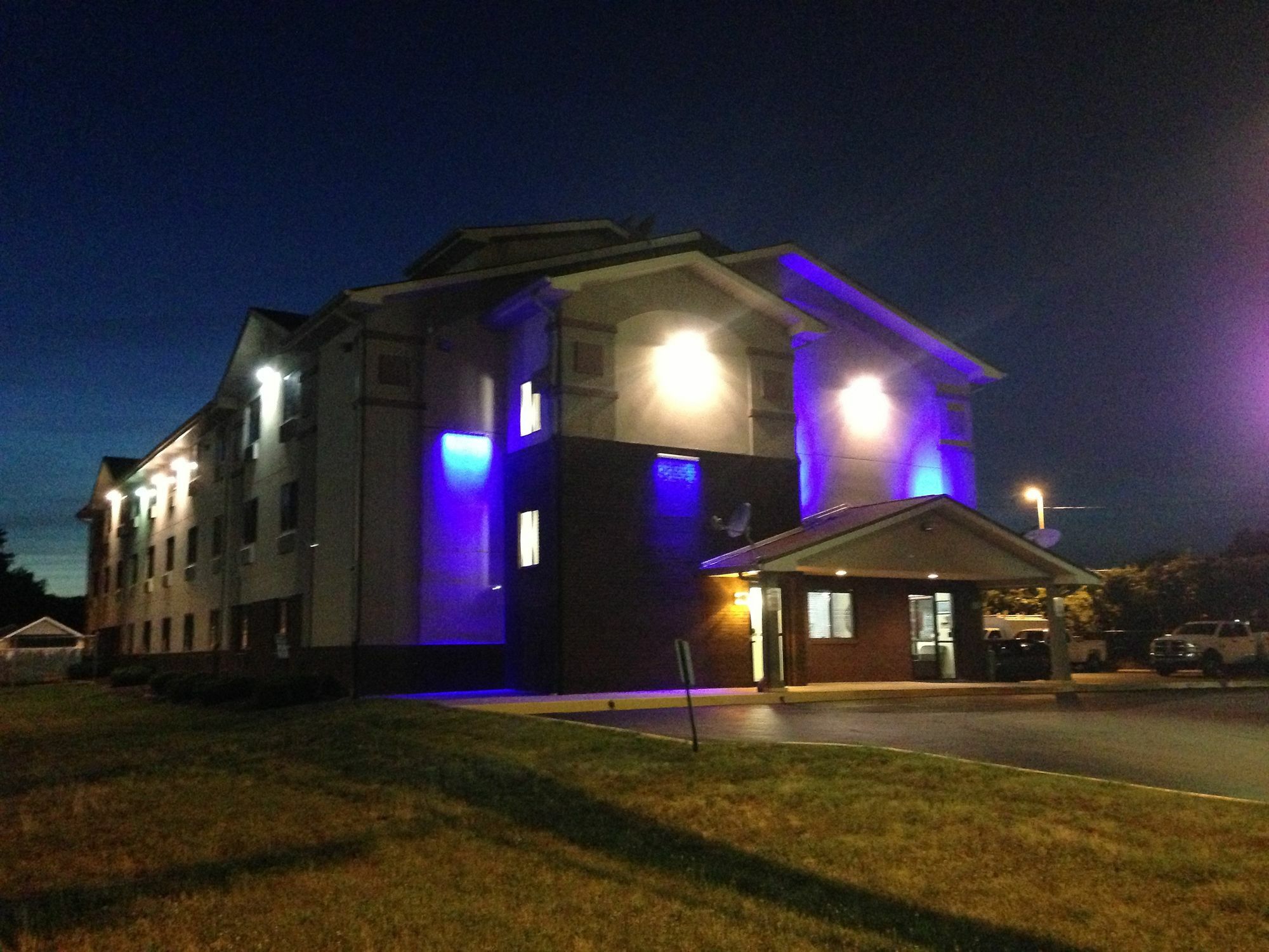 ซูเปอร์ 8 บาย วินด์แฮม นิวคาสเซิล Hotel นิวแคสเซิล ภายนอก รูปภาพ